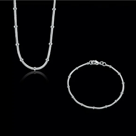 FIRM SALE Beautiful Design Snake Chain or Bracelet - Picture 7 of 9